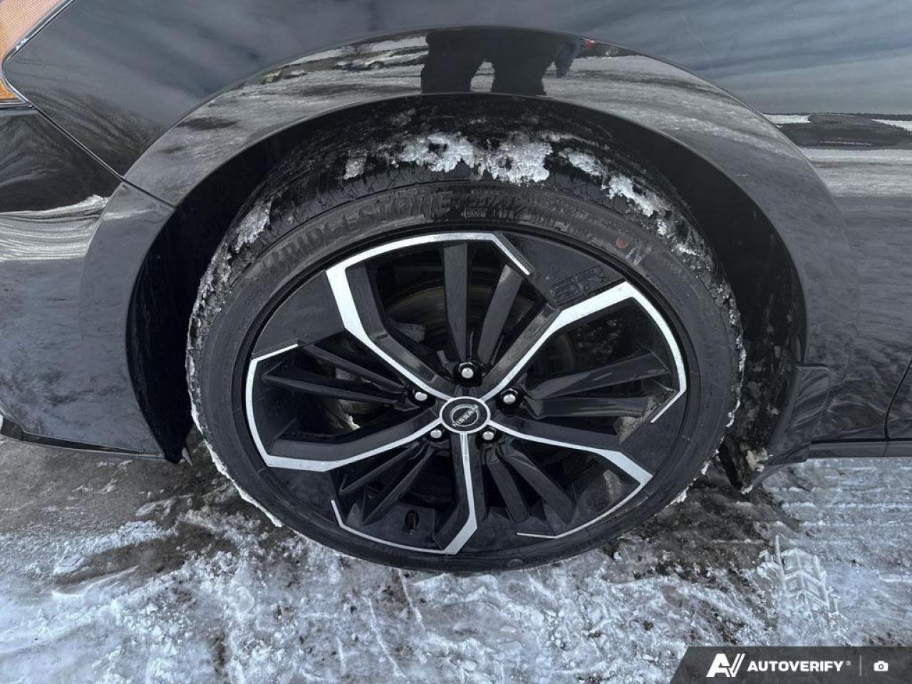 2023 Nissan Altima SR All-Wheel Drive Sedan Photo