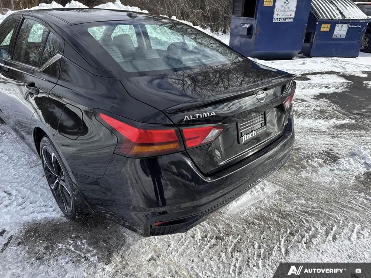 2023 Nissan Altima SR All-Wheel Drive Sedan Photo