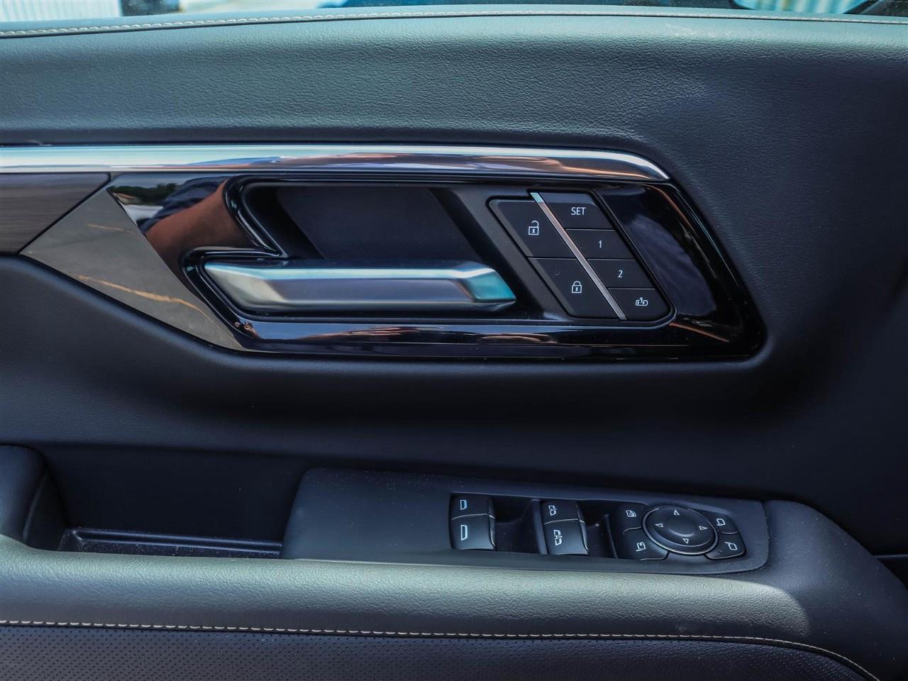 2025 Chevrolet Tahoe 4WD 4dr Premier Photo