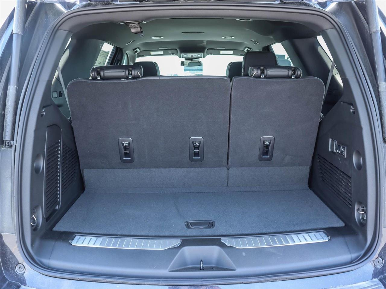 2025 Chevrolet Tahoe 4WD 4dr Premier Photo