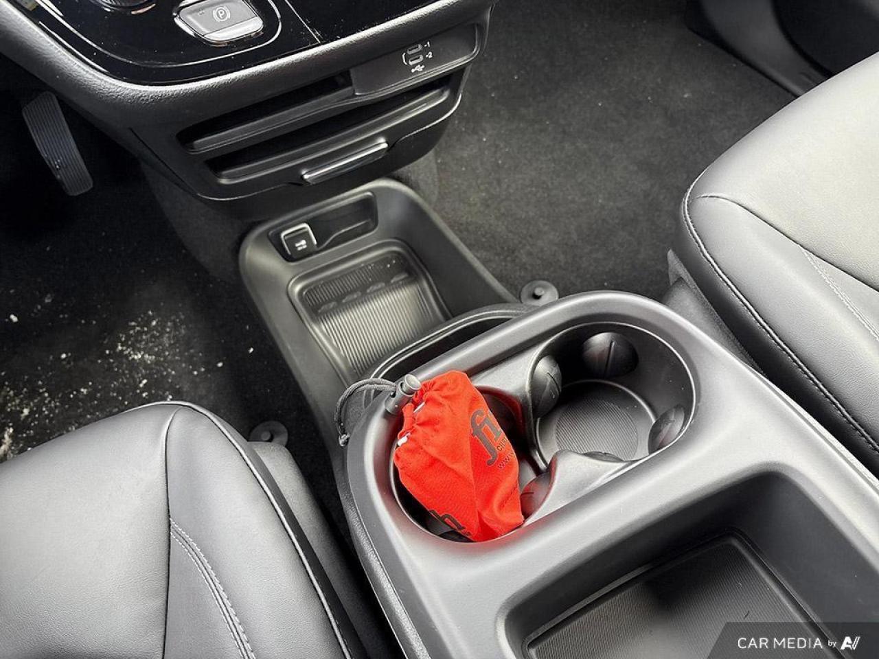 2026 Chrysler Grand Caravan SXT Front-Wheel Drive Passenger Van Photo