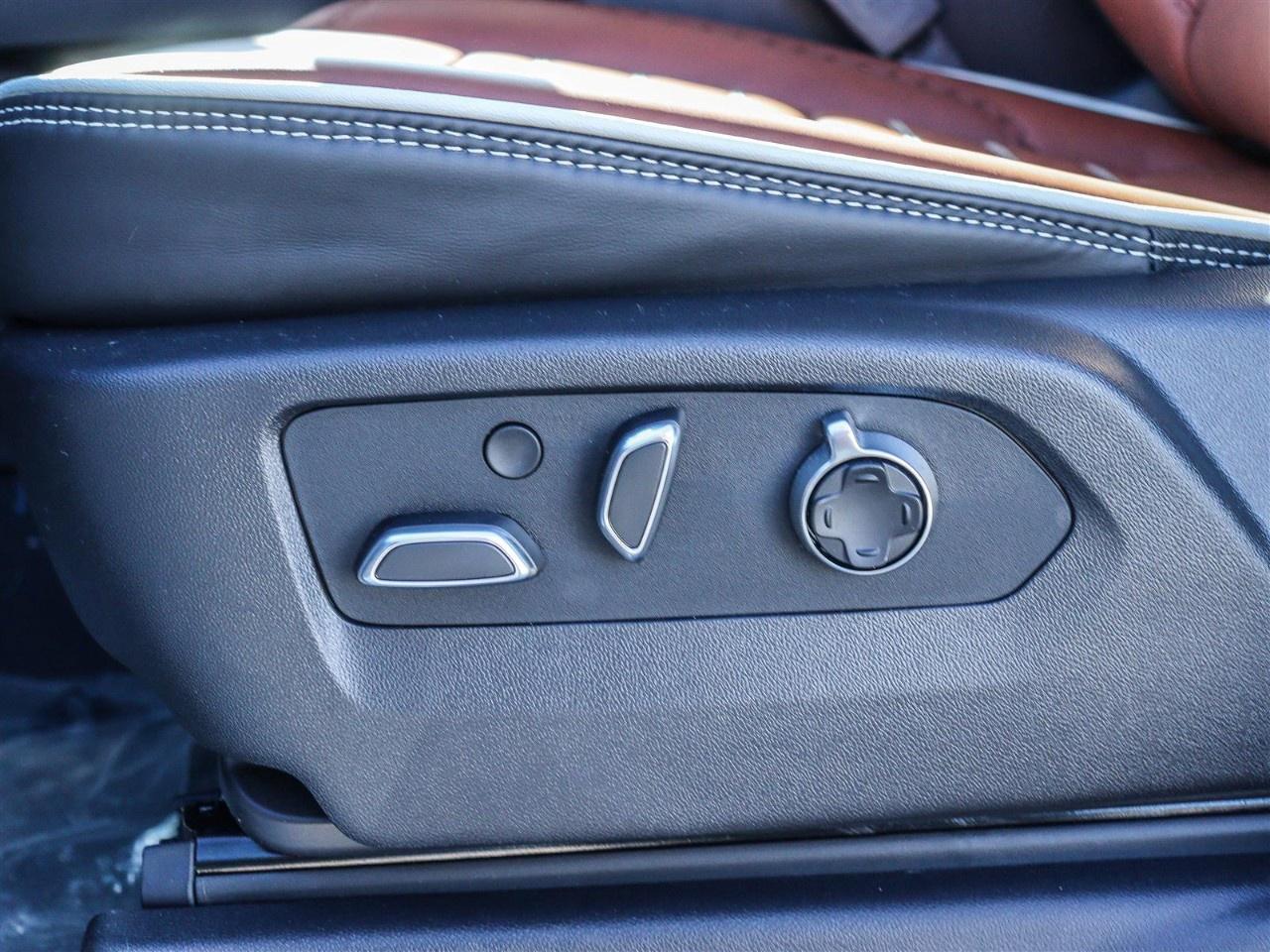 2026 GMC Sierra 3500HD 4WD Crew Cab Long Box Denali Ultimate Photo