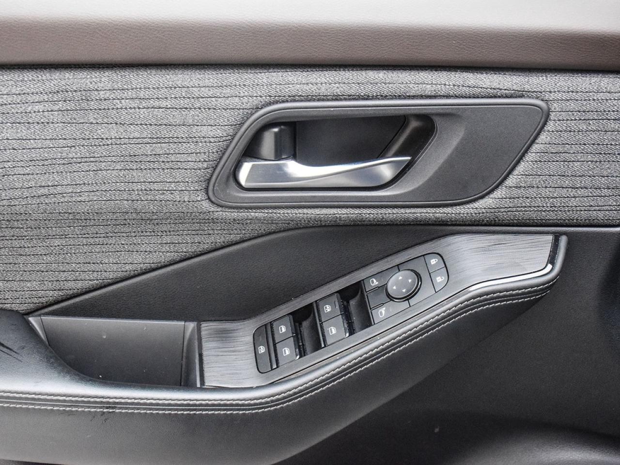 2023 Nissan Rogue SV Moonroof 4dr All-Wheel Drive Sport Utility Photo