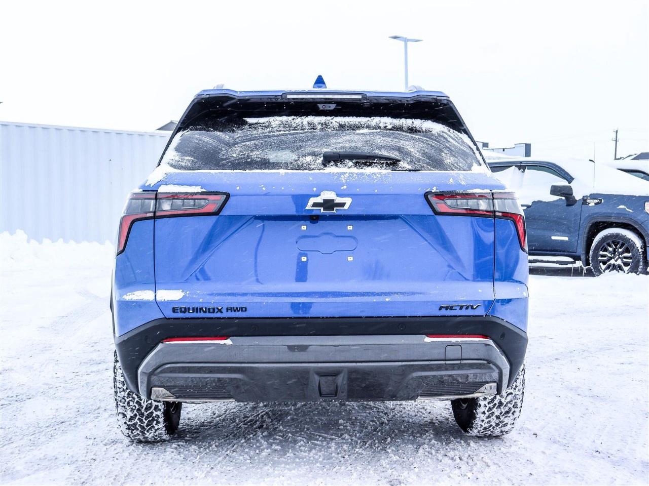 2026 Chevrolet Equinox AWD ACTIV Photo3