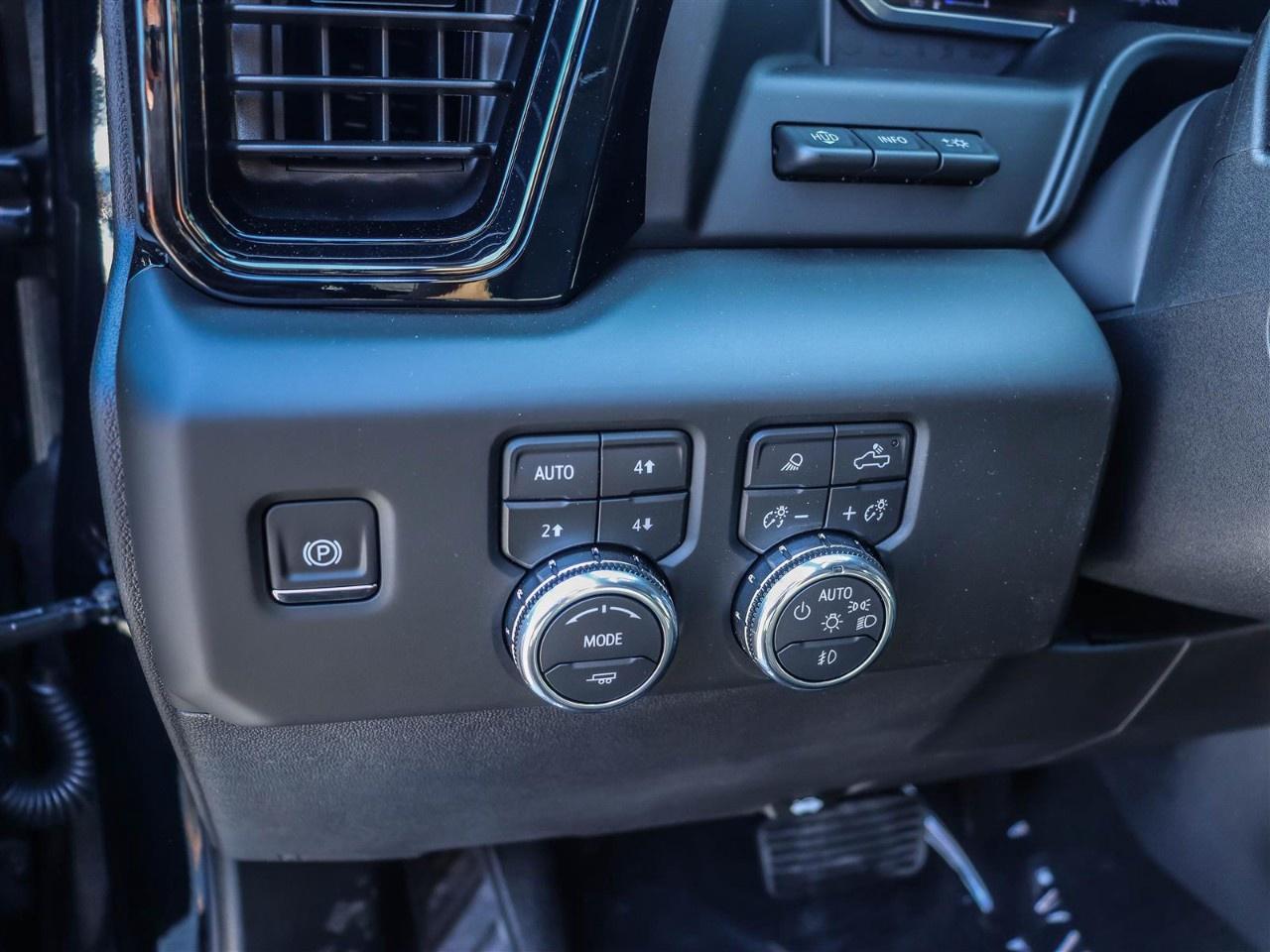 2026 GMC Sierra 1500 Crew Cab Short Box 4-Wheel Drive AT4X Photo