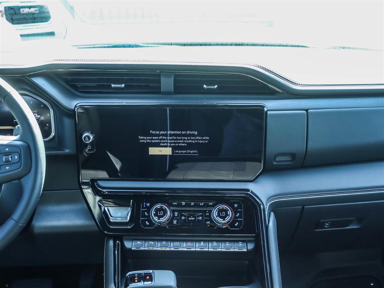 2026 GMC Sierra 1500 Crew Cab Short Box 4-Wheel Drive AT4X Photo