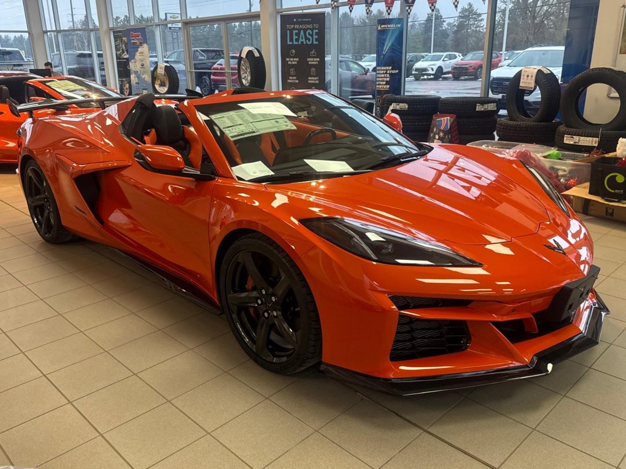 2026 Chevrolet Corvette E-Ray Convertible 3LZ Photo2