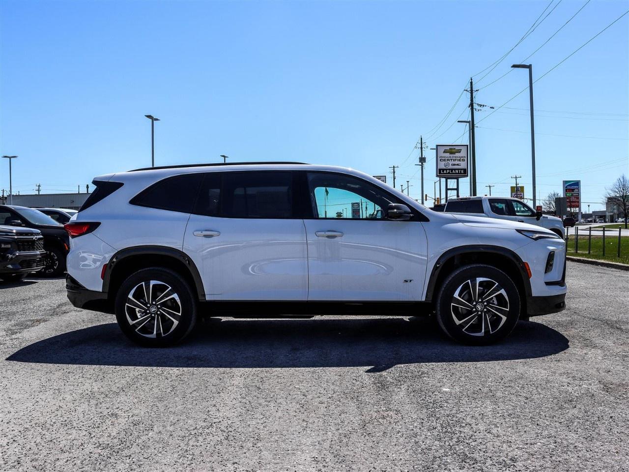 2026 Buick Enclave AWD 4dr Sport Touring Photo