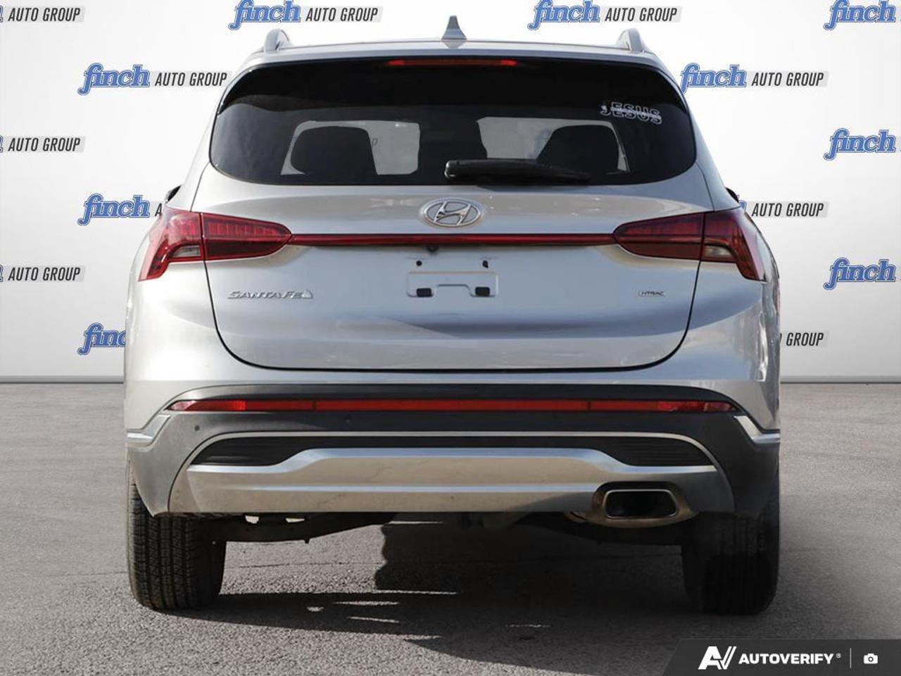 2022 Hyundai Santa Fe Preferred 4dr All-Wheel Drive Photo4