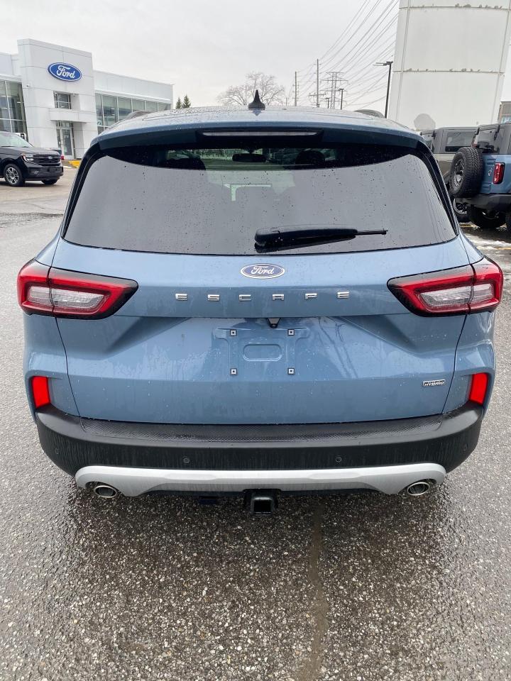 2026 Ford Escape PHEV 4dr Front-Wheel Drive Photo