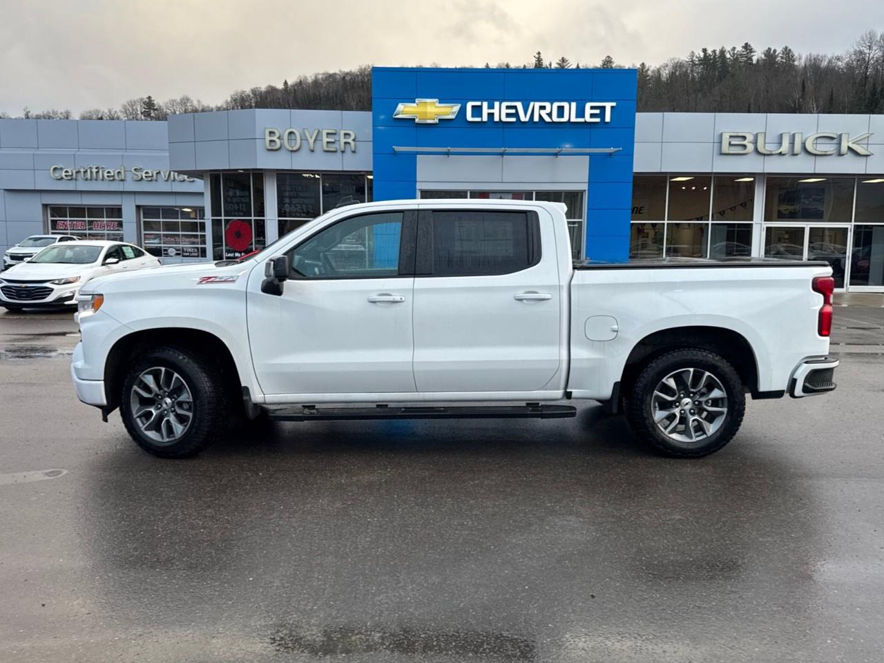 2025 Chevrolet Silverado 1500 Crew Cab Short Box 4-Wheel Drive RST Photo