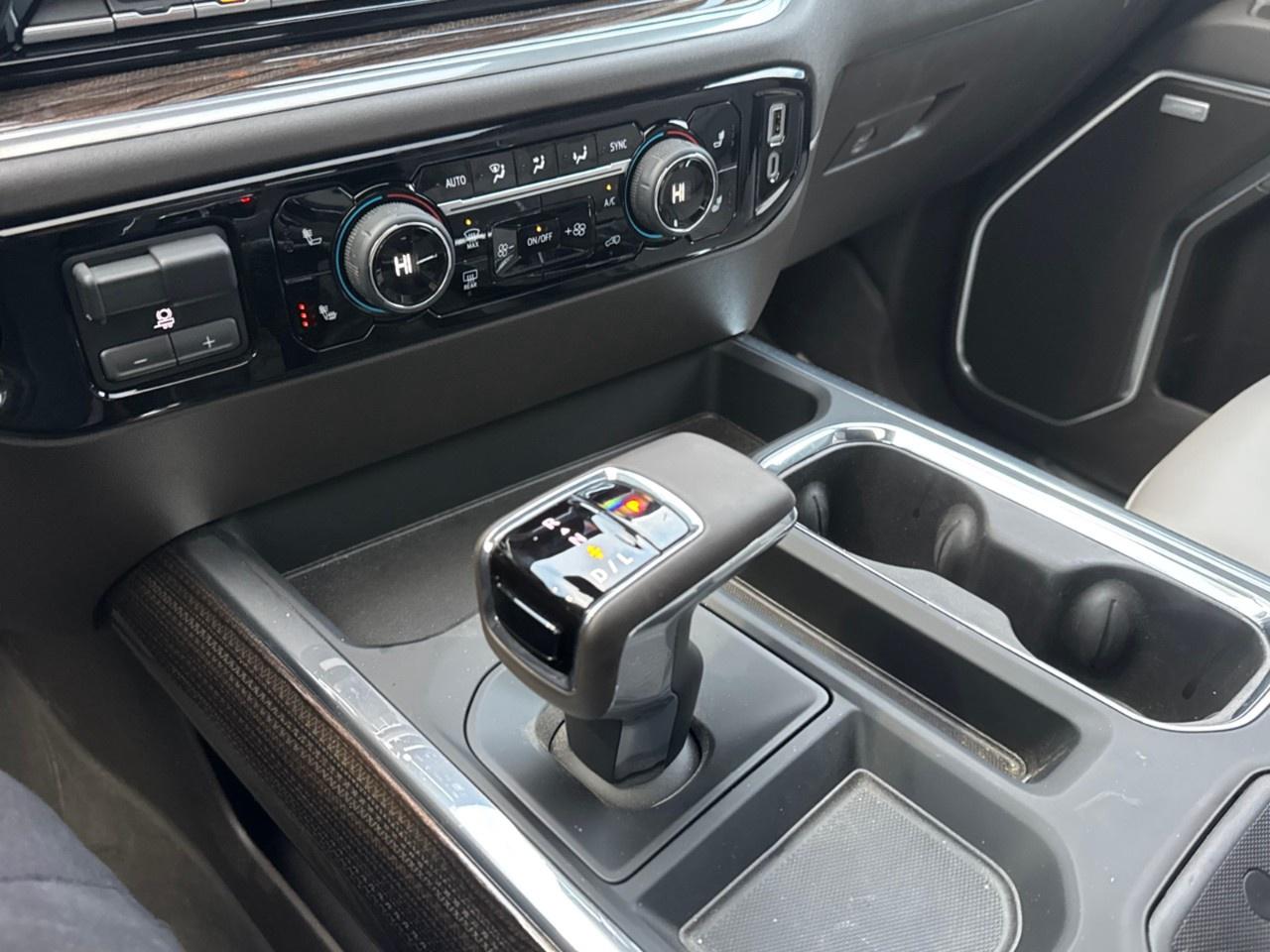 2025 Chevrolet Silverado 1500 Crew Cab Short Box 4-Wheel Drive RST Photo