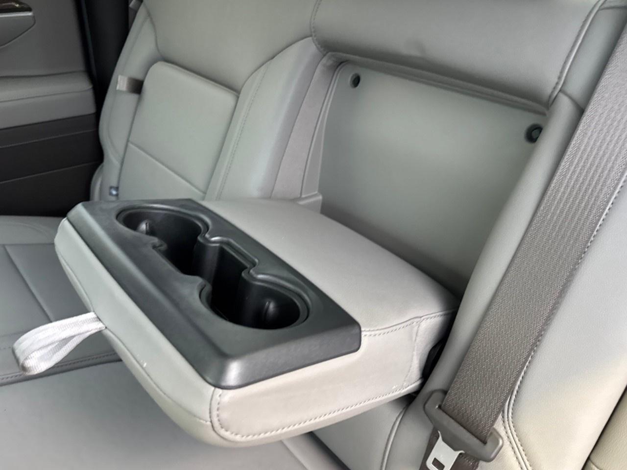 2025 Chevrolet Silverado 1500 Crew Cab Short Box 4-Wheel Drive RST Photo