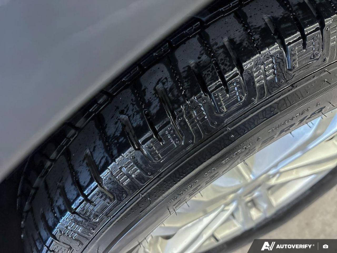 2021 Ford Explorer XLT 4DR 4X4 Photo