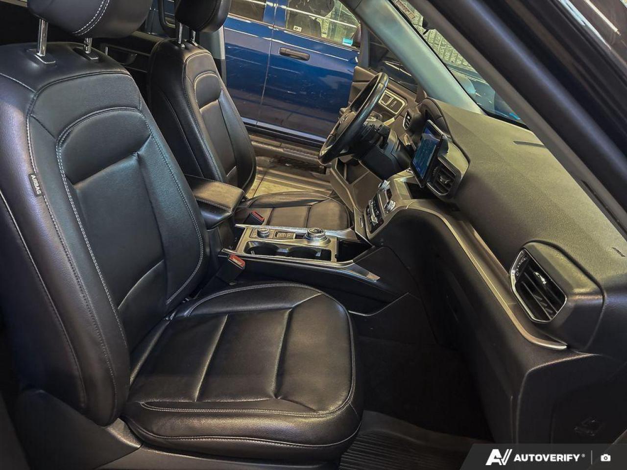 2021 Ford Explorer XLT 4DR 4X4 Photo