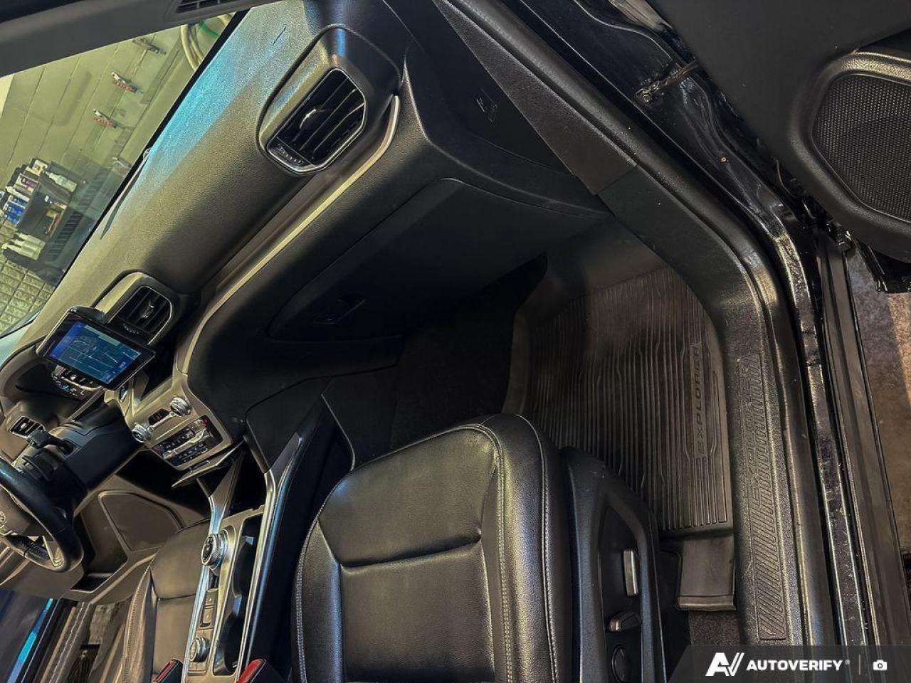 2021 Ford Explorer XLT 4DR 4X4 Photo