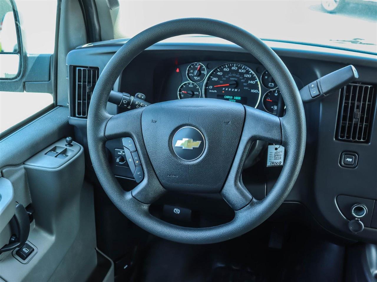 2025 Chevrolet Express Cargo Van 2500 Extended Wheelbase Rear-Wheel Drive Photo