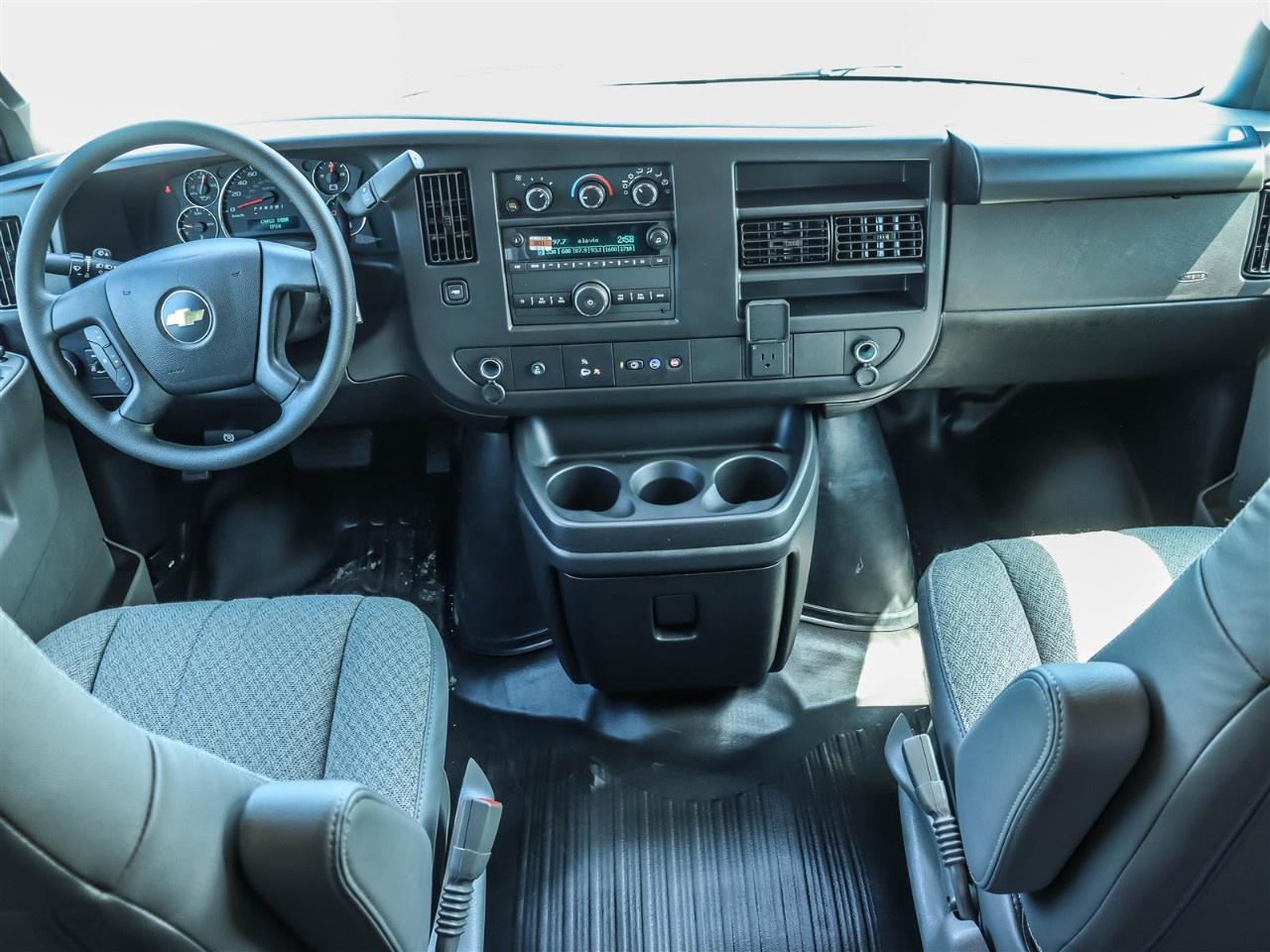 2025 Chevrolet Express Cargo Van 2500 Extended Wheelbase Rear-Wheel Drive Photo