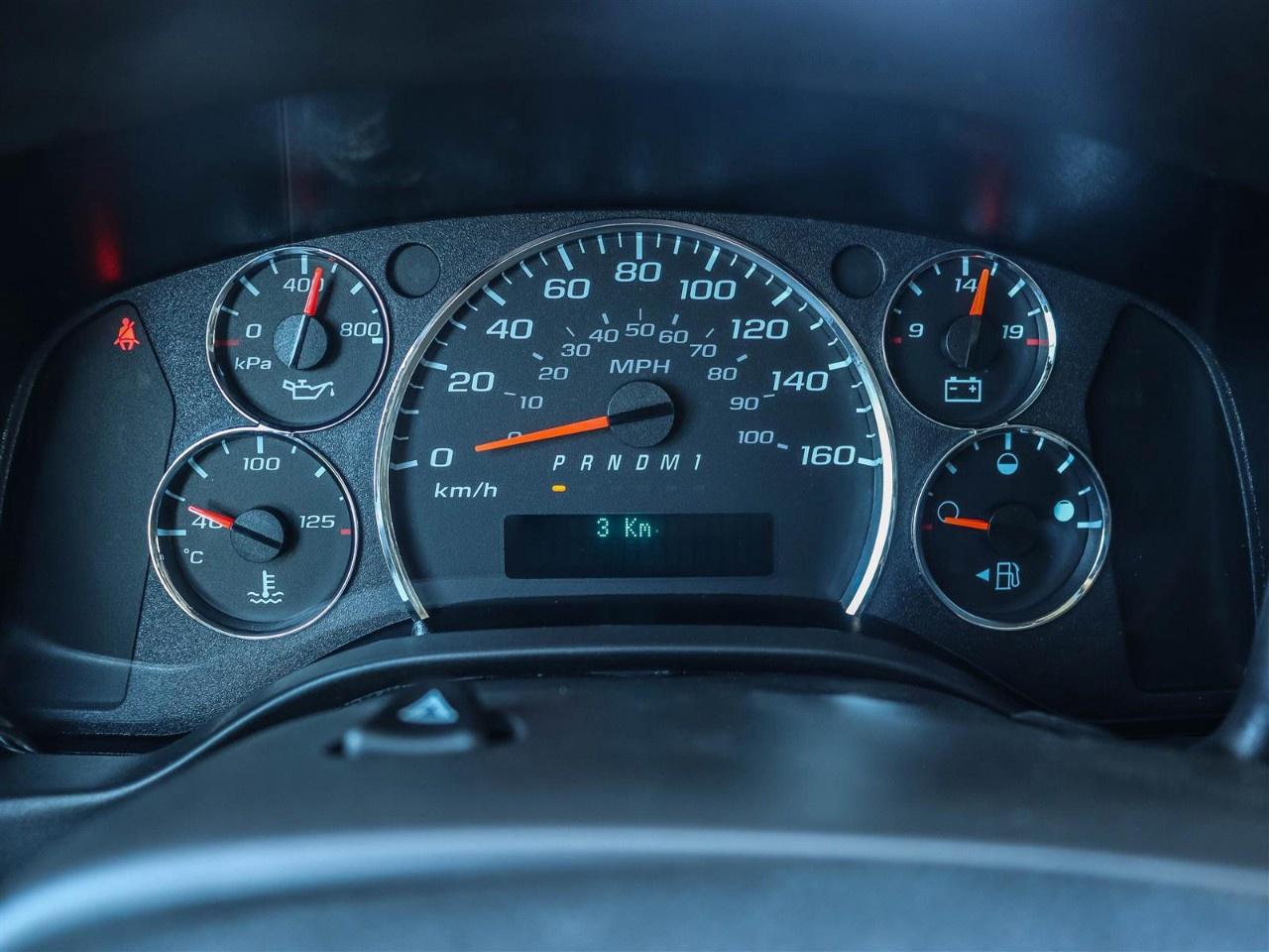 2025 Chevrolet Express Cargo Van 2500 Extended Wheelbase Rear-Wheel Drive Photo