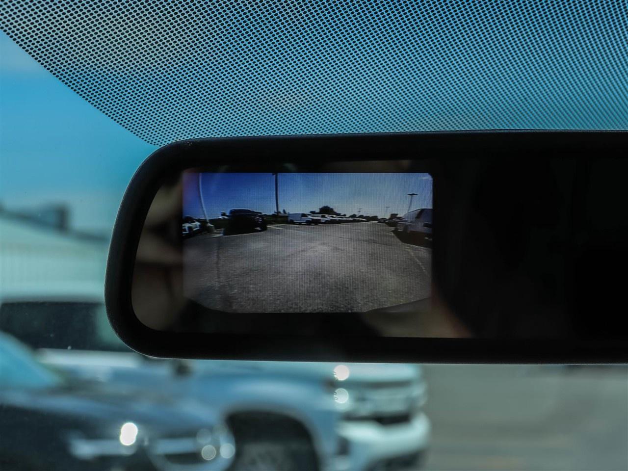 2025 Chevrolet Express Cargo Van 2500 Extended Wheelbase Rear-Wheel Drive Photo