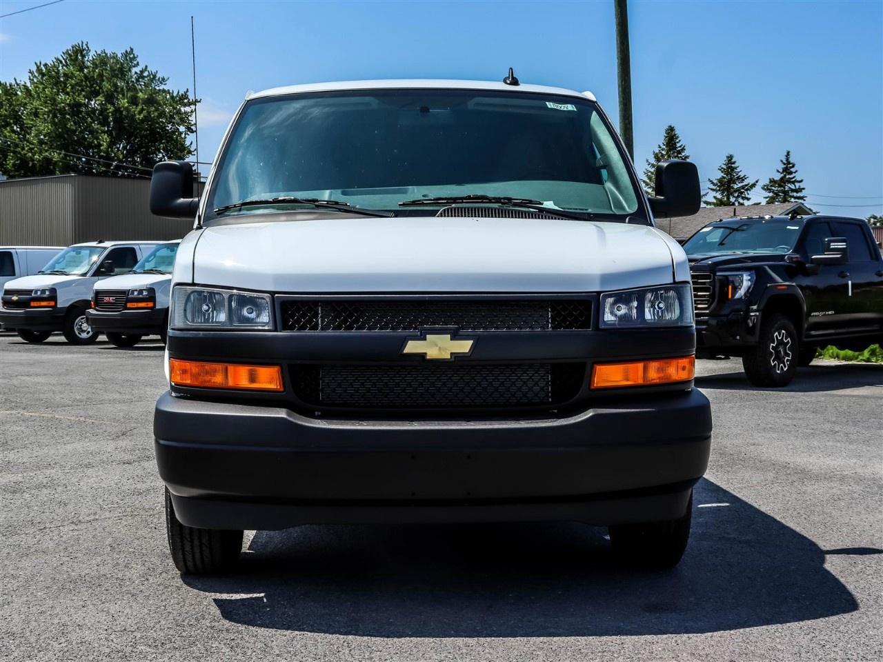 2025 Chevrolet Express Cargo Van 2500 Extended Wheelbase Rear-Wheel Drive Photo