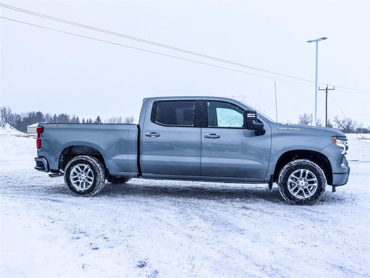2026 Chevrolet Silverado 1500 Crew Cab Standard Box 4-Wheel Drive RST Photo4