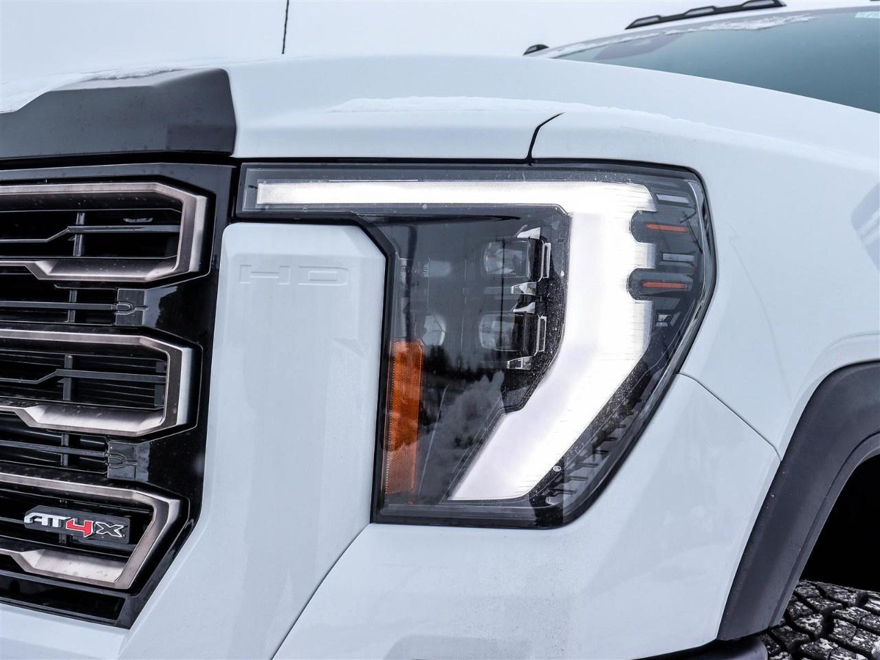 2026 GMC SIERRA 2500HD Crew Cab Standard Box 4-Wheel Drive AT4X Photo