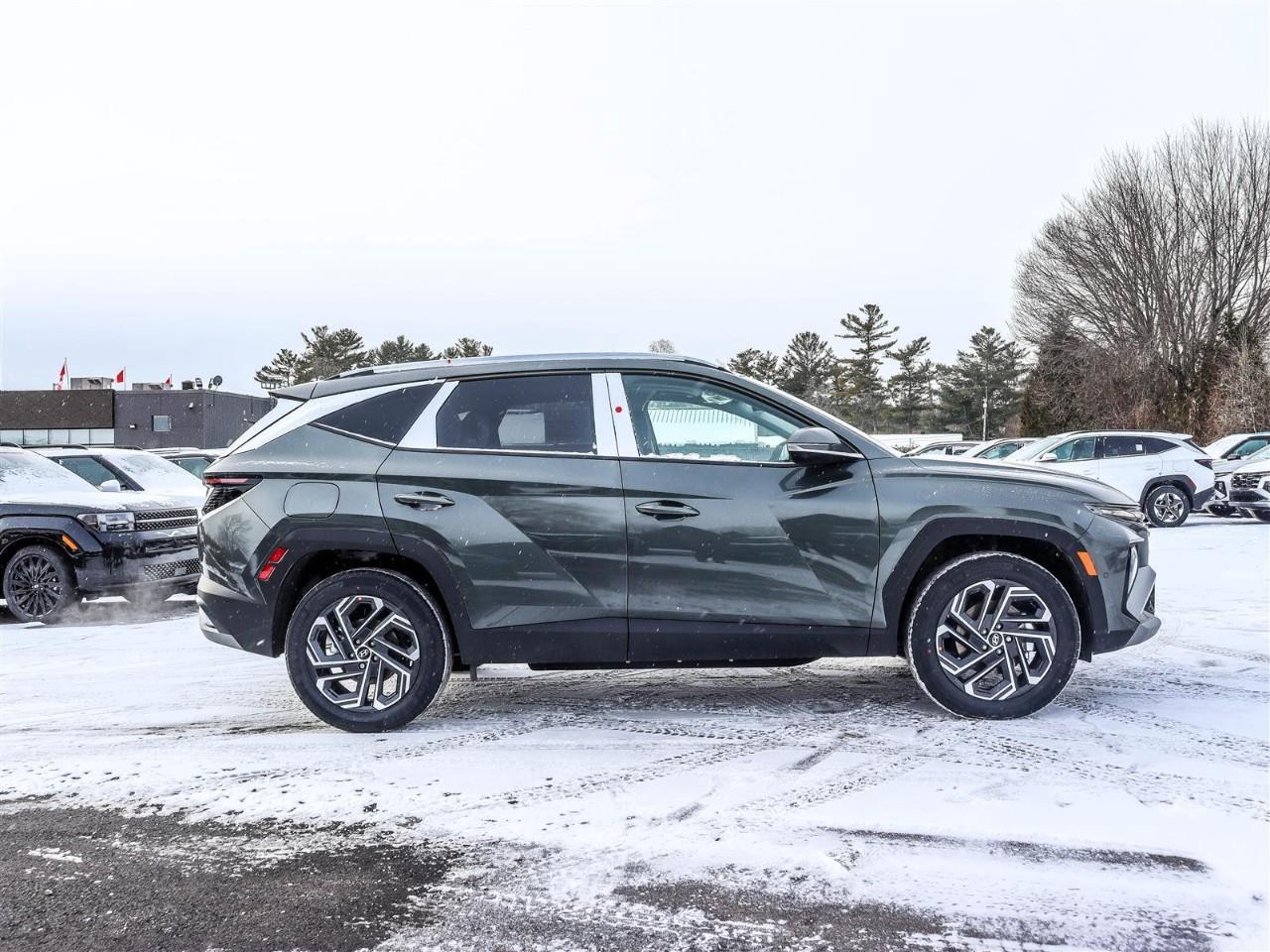 2026 Hyundai Tucson Plug-In Hybrid Ultimate 4dr All-Wheel Drive Photo2