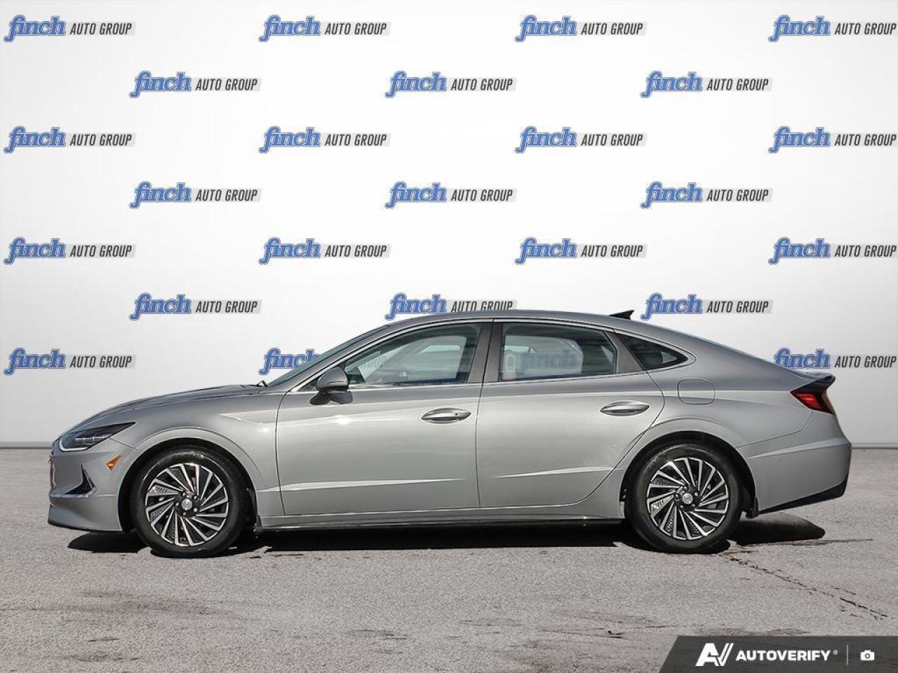 2023 Hyundai Sonata Hybrid Ultimate 4dr Sedan Photo