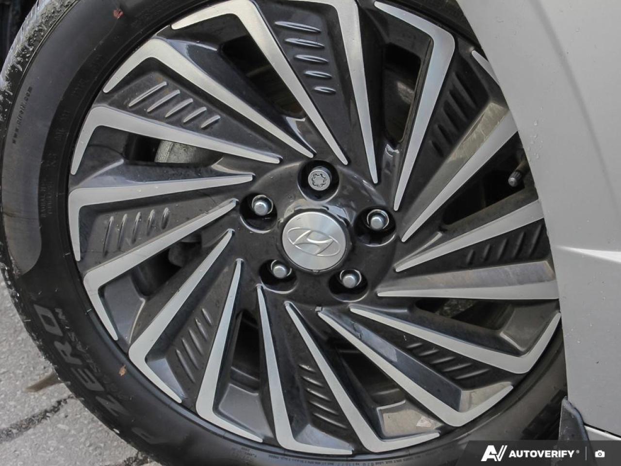 2023 Hyundai Sonata Hybrid Ultimate 4dr Sedan Photo