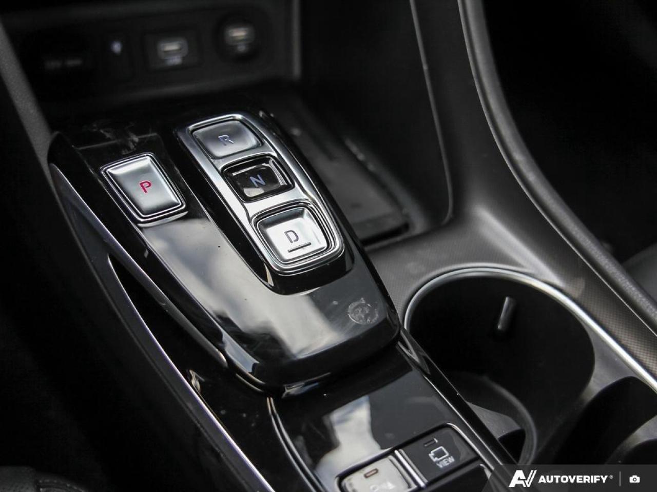 2023 Hyundai Sonata Hybrid Ultimate 4dr Sedan Photo