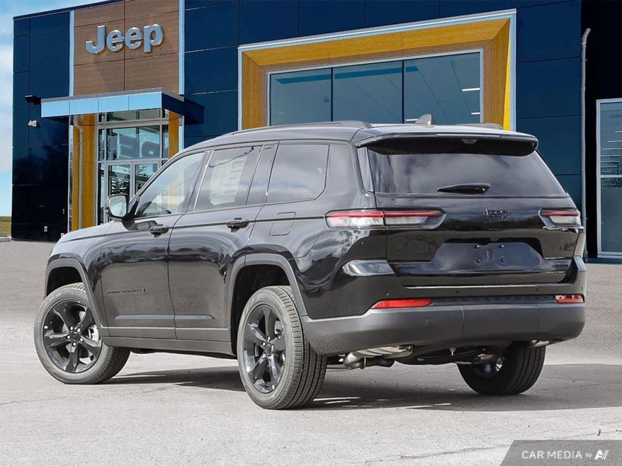 2025 Jeep Grand Cherokee L Limited 4dr 4x4 Photo3