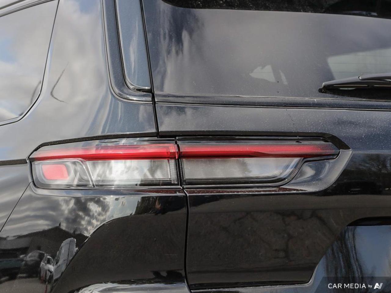 2025 Jeep Grand Cherokee L Limited 4dr 4x4 Photo