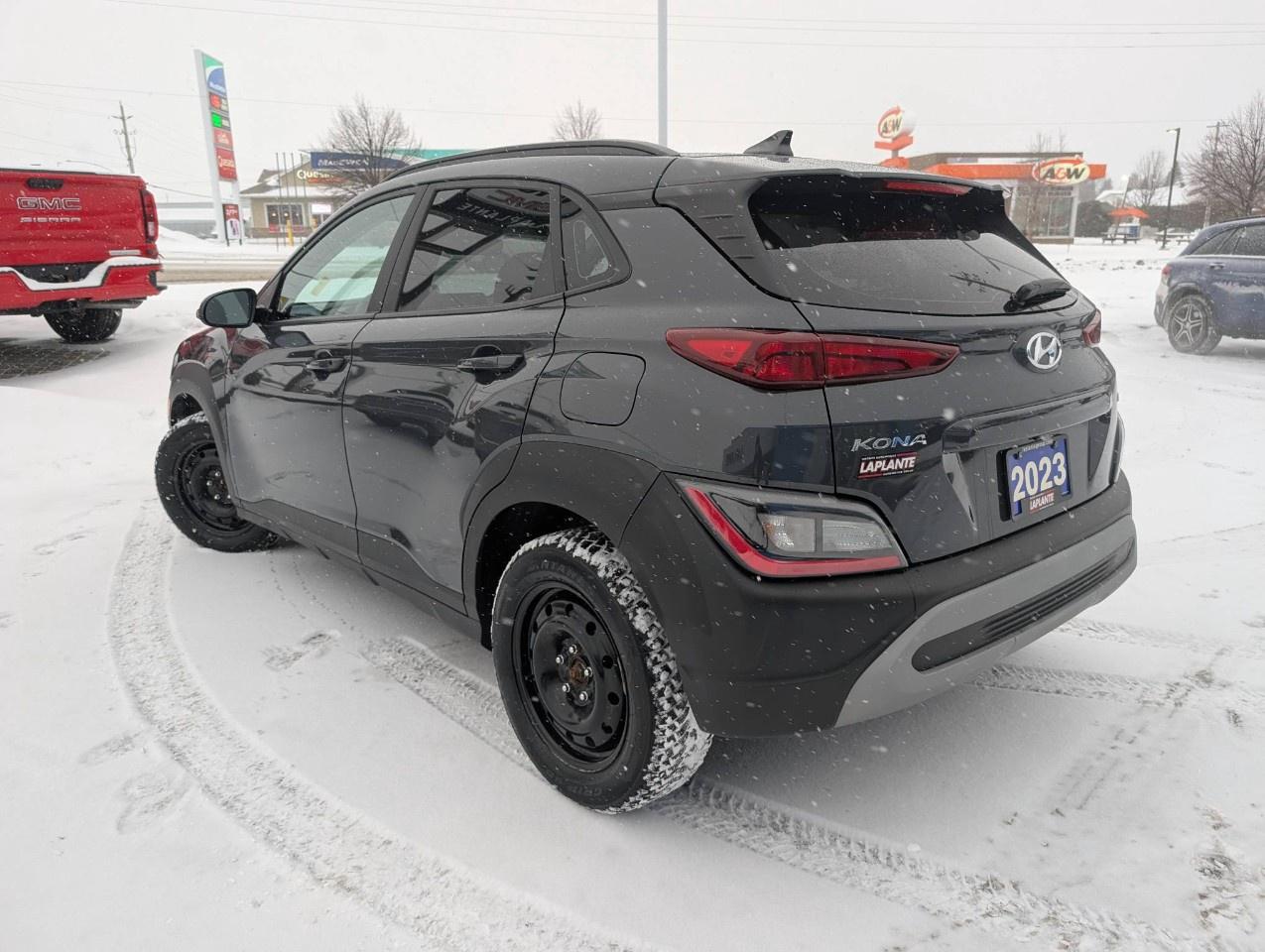 2023 Hyundai KONA 2.0L Essential AWD Photo