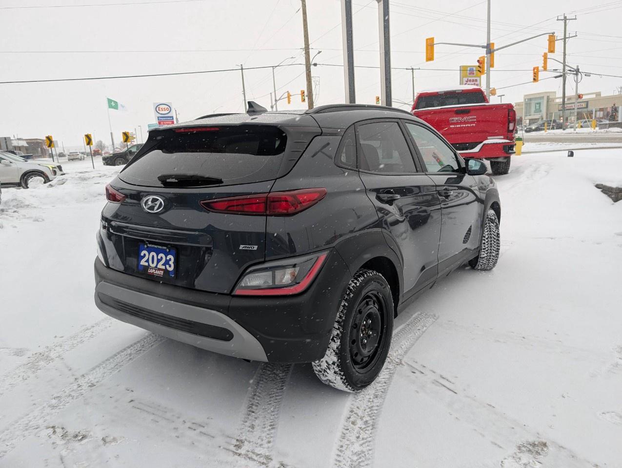 2023 Hyundai KONA 2.0L Essential AWD Photo