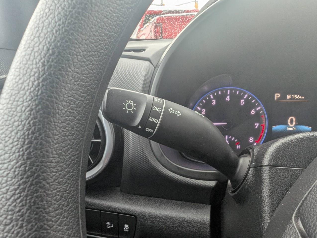 2023 Hyundai KONA 2.0L Essential AWD Photo