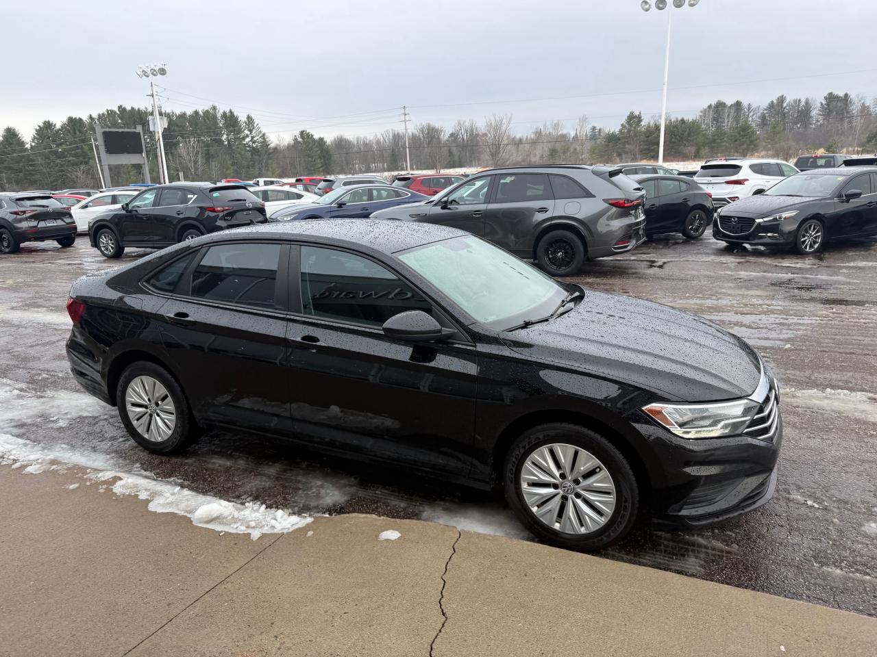 2019 Volkswagen Jetta 1.4 TSI Comfortline (M6) 4dr Sedan Photo