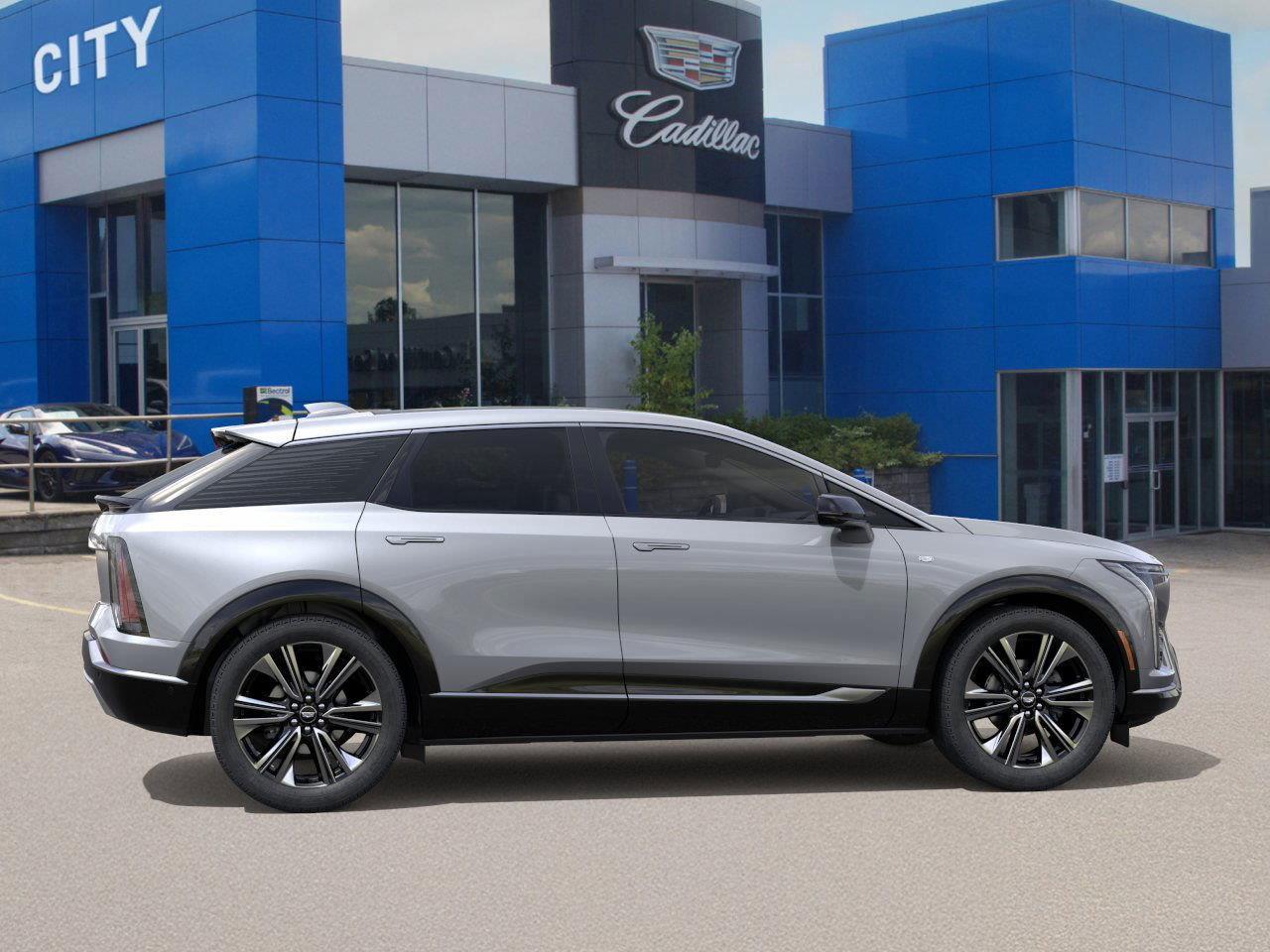 2026 Cadillac OPTIQ Premium Luxury 4dr Photo4
