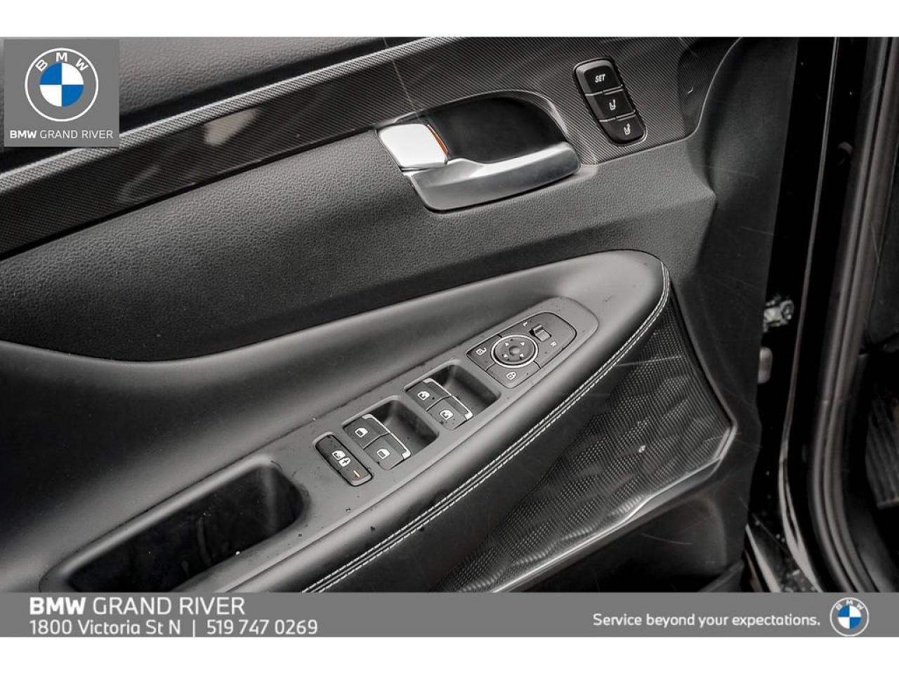 2023 Hyundai Santa Fe HEV Luxury 4dr All-Wheel Drive Photo