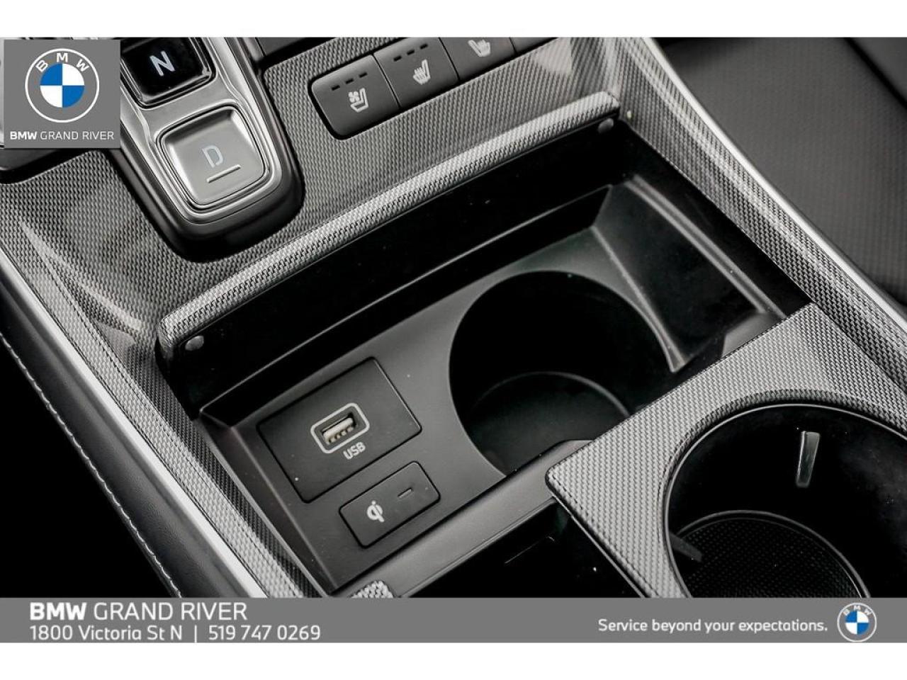 2023 Hyundai Santa Fe HEV Luxury 4dr All-Wheel Drive Photo