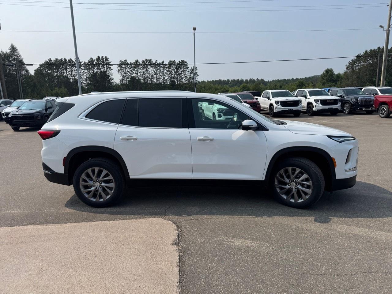2026 Buick Enclave AWD 4dr Preferred Photo3
