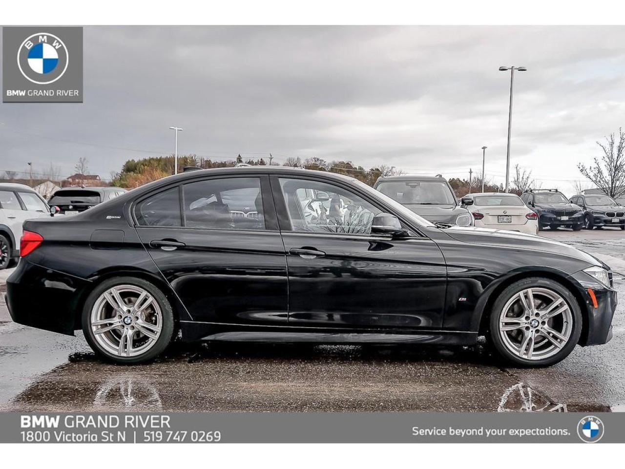 2018 BMW 330e Base 4dr Rear-Wheel Drive Sedan Photo2