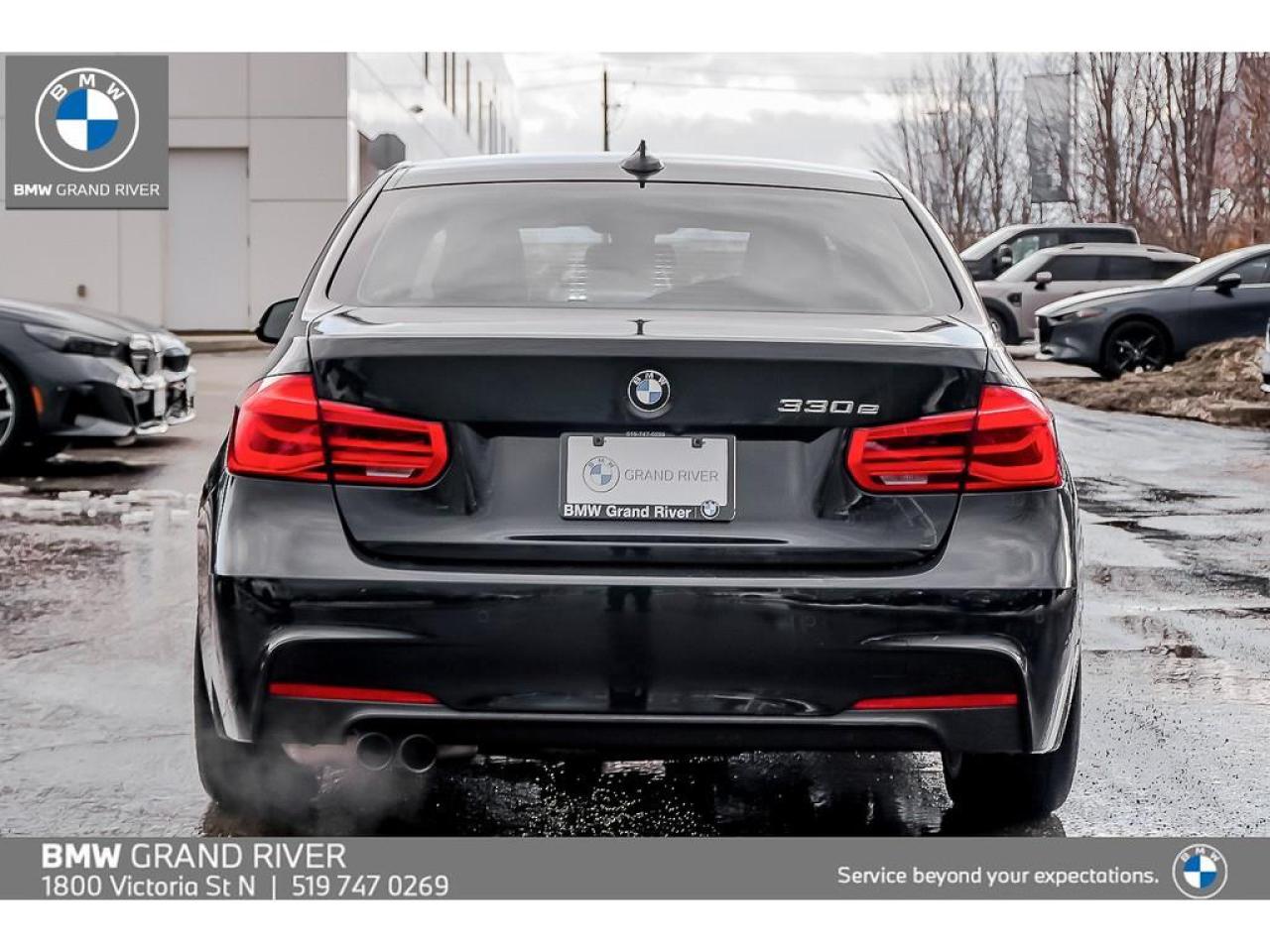 2018 BMW 330e Base 4dr Rear-Wheel Drive Sedan Photo
