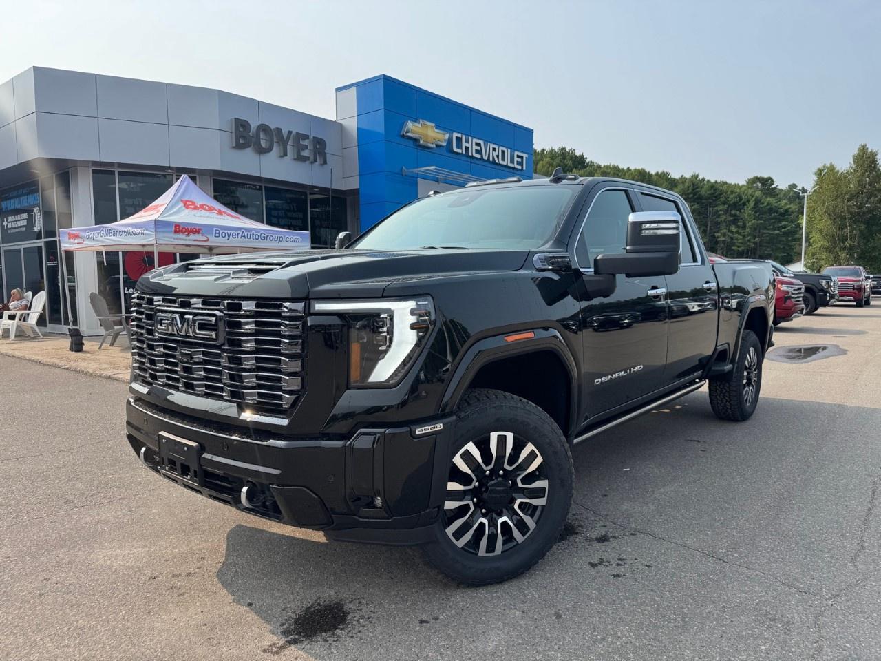 2025 GMC Sierra 3500HD 4WD Crew Cab Standard Box Denali Ultimate Photo0