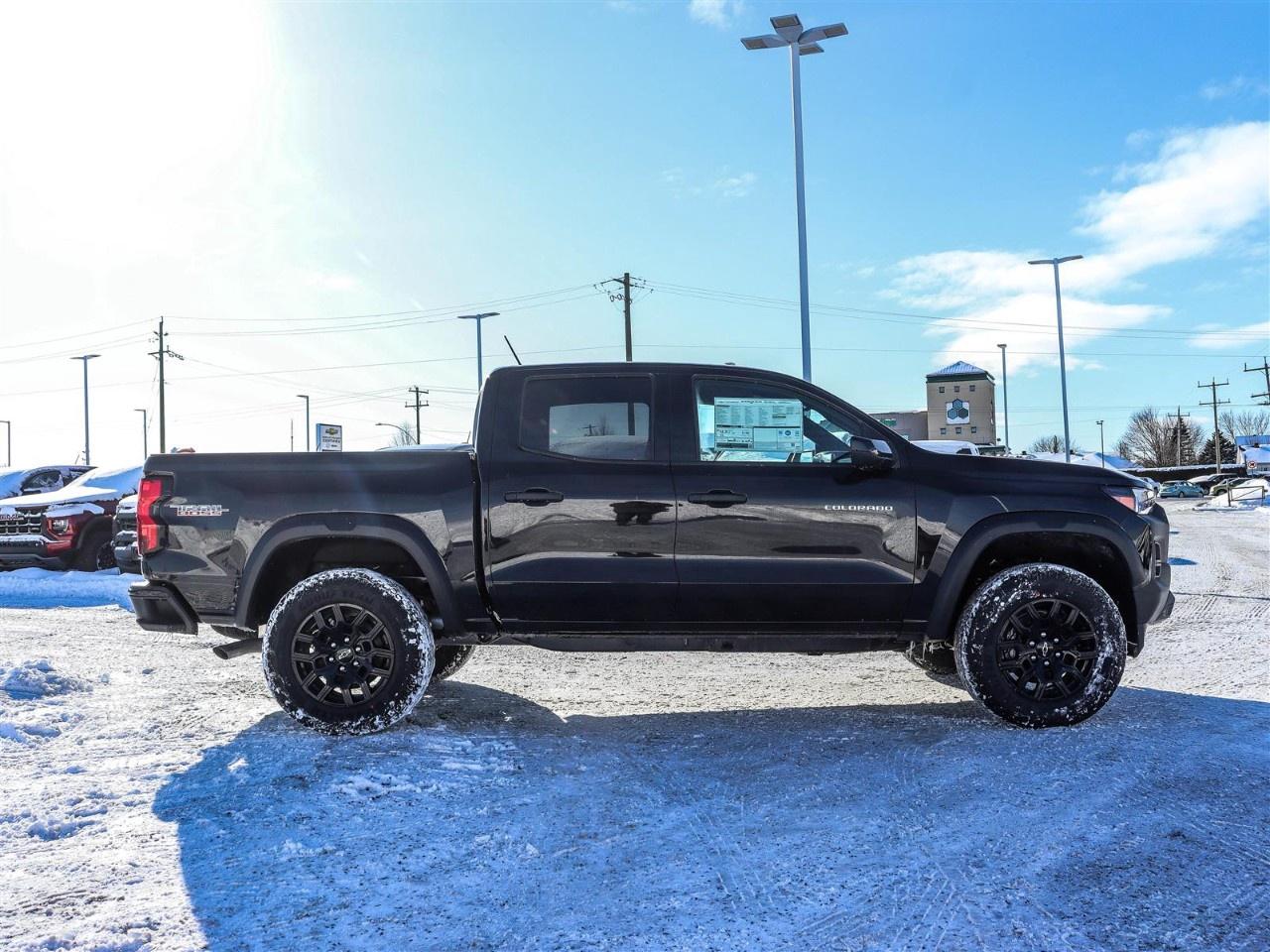 2026 Chevrolet Colorado Crew Cab Short Box 4-Wheel Drive Trail Boss Photo4