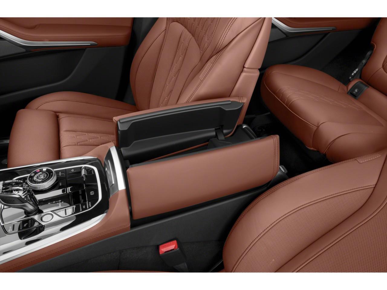 2026 BMW ALPINA XB7 Base 4dr All-Wheel Drive Sports Activity Vehicle Photo