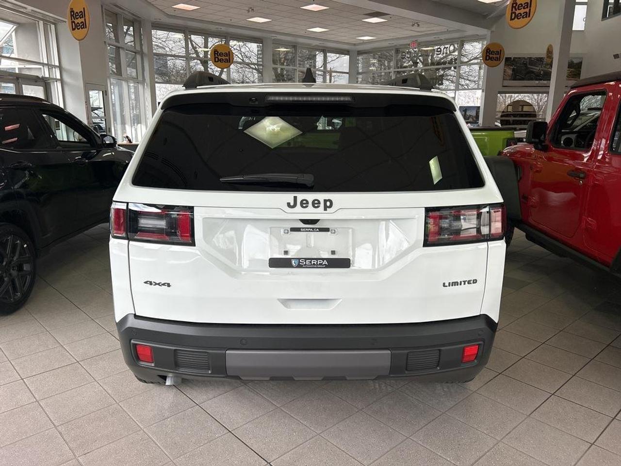 2026 Jeep Cherokee Laredo/Limited 4dr 4x4 Photo3