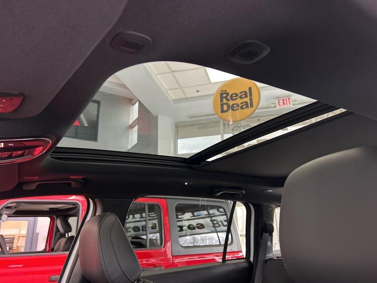 2026 Jeep Cherokee Laredo/Limited 4dr 4x4 Photo