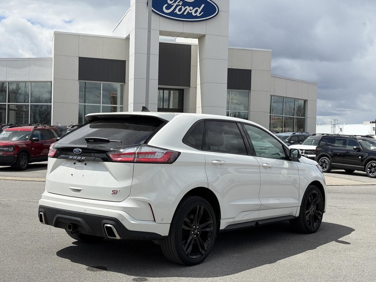 2024 Ford Edge ST 4dr All-Wheel Drive Photo