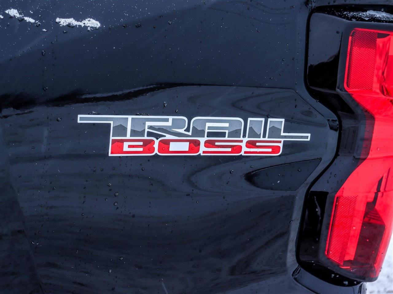 2026 Chevrolet Colorado Crew Cab Short Box 4-Wheel Drive Trail Boss Photo